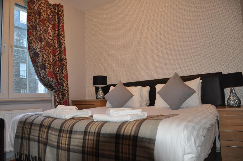 Stay Edinburgh City Apartments - Royal Mile Номер фото